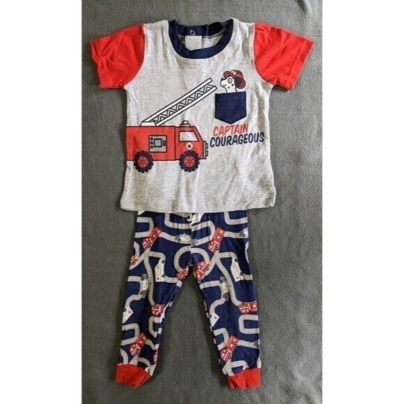 Boys fire truck 2 piece short sleeve pajamas set‎ size 12 months - Picture 1 of 3